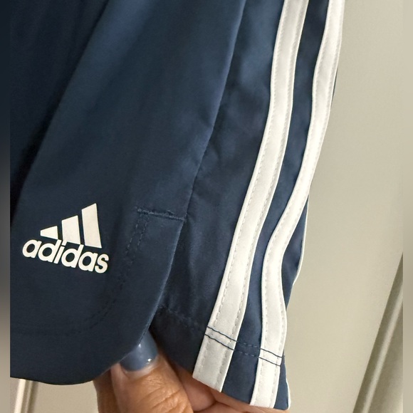 Adidas Primegreen 2 Womens Size Large Gray & Navy Running Gym Shorts Aeroready - Picture 12 of 13